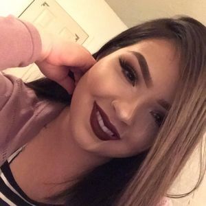 Meet your Posher, Priscilla